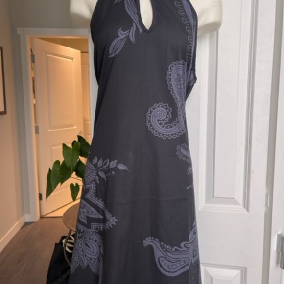 Black and grey print halter dress - Picture 4 of 6